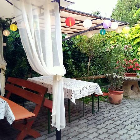 Burg Apartman ยูลา ภายนอก รูปภาพ